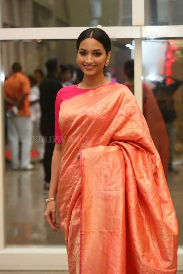 Actress Srinidhi Shetty At Kgf Pre release Event Pictures 19