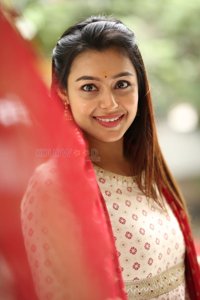 Heroine Mokksha at Alanati Ramachandrudu Interview Pictures 01