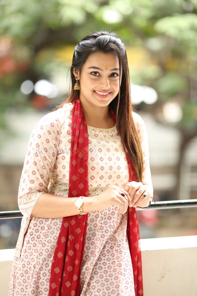 Heroine Mokksha at Alanati Ramachandrudu Interview Pictures 26