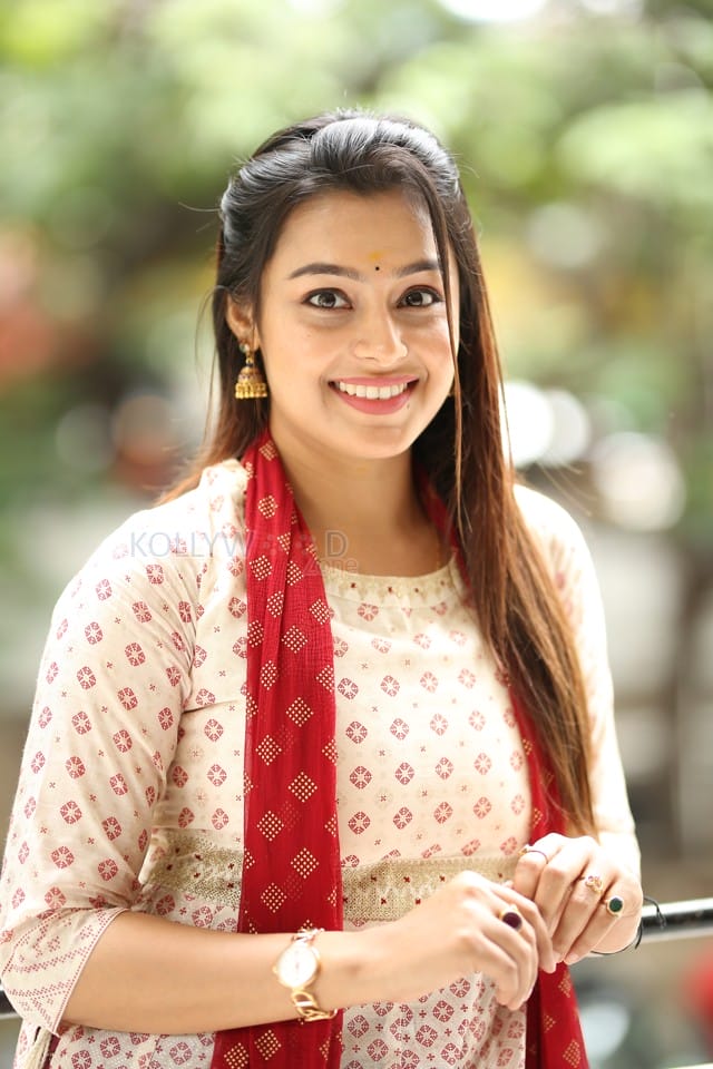 Heroine Mokksha at Alanati Ramachandrudu Interview Pictures 28