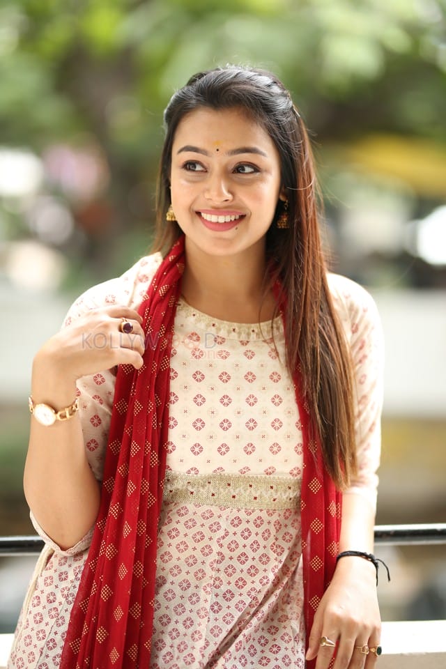 Heroine Mokksha at Alanati Ramachandrudu Interview Pictures 30