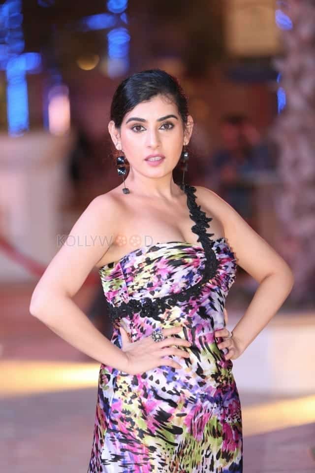 Actress Archana Shastry Photos 05