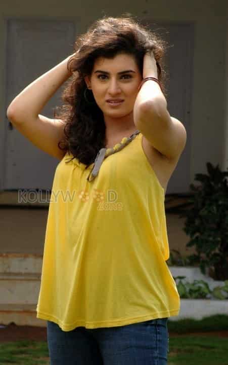 Actress Archana Veda Hot Pictures 13