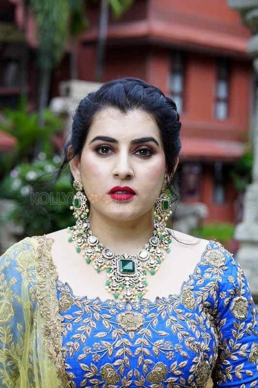 Actress Archana Veda Launches Festival Wedding Collection Jewellery Photos 03