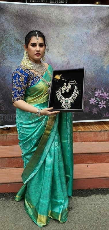 Actress Archana Veda Launches Festival Wedding Collection Jewellery Photos 14