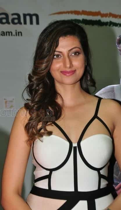 Actress Hamsa Nandini Latest Sexy Pictures 32