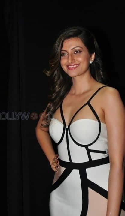 Actress Hamsa Nandini Latest Sexy Pictures 34