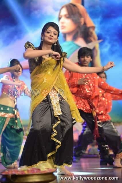 Actress Nikitha Narayan Sexy Varna Dance Performance Pictures 05