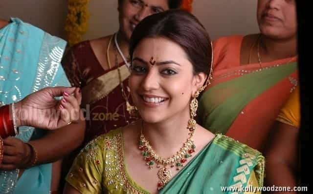 Actress Nisha Agarwal Saree Photos 05