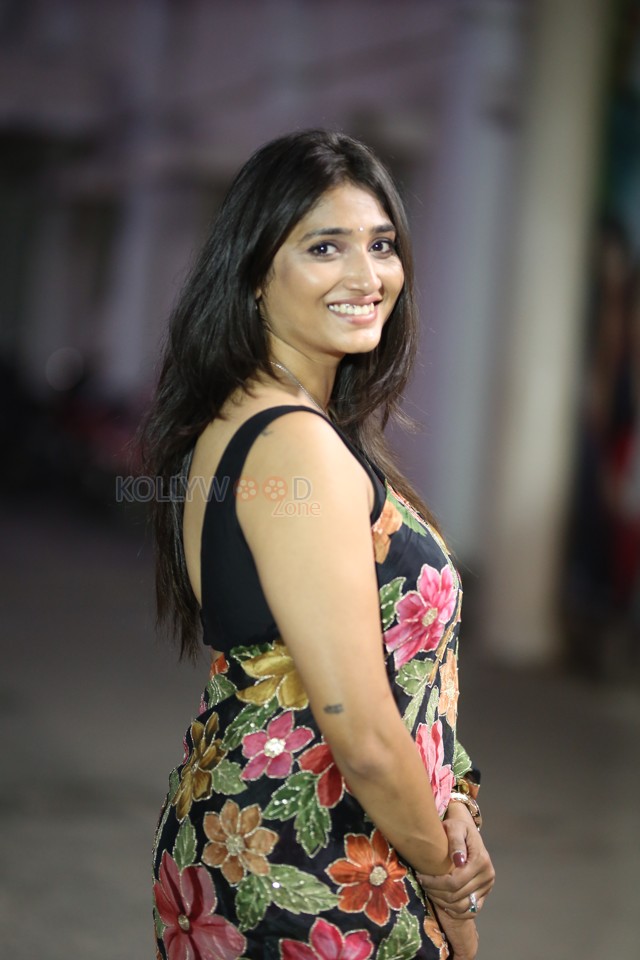 Heroine Priya Vadlamani at Veeranjaneyulu Vihara Yatra Movie Success Meet Photos 37