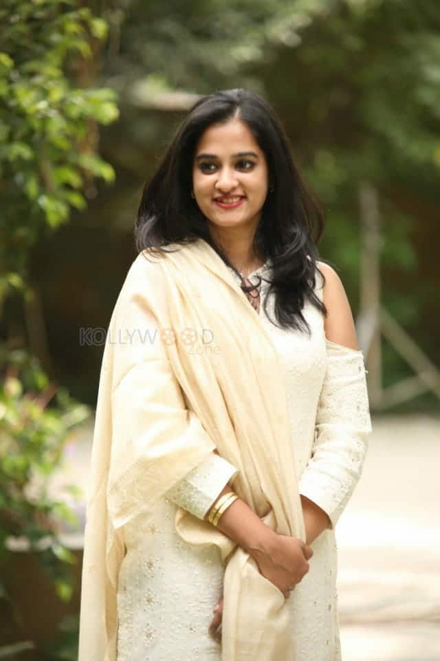 Nanditha Raj At Vishwamitra Teaser Launch Photos 01