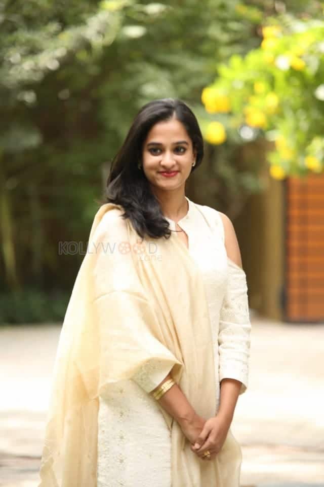 Nanditha Raj At Vishwamitra Teaser Launch Photos 10