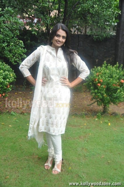 Nee Naan Mattum Heroine Nikitha Narayan Photos 09