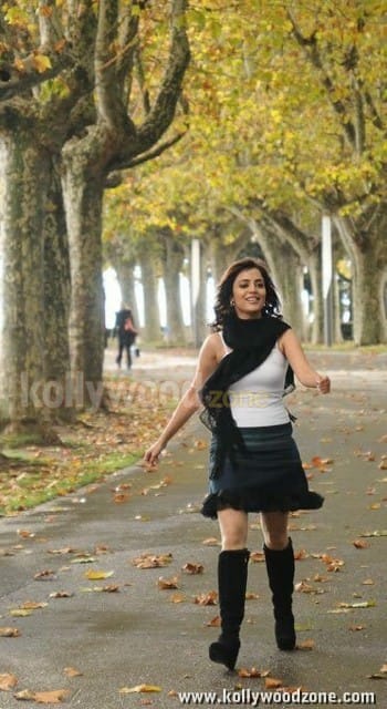 Sexy Nisha Agarwal In Istam Movie Stills 15