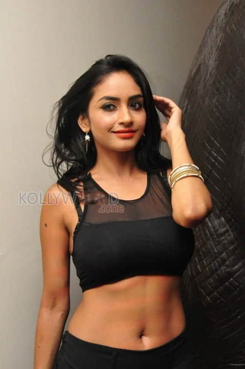 Sexy Pooja Sree At Khaan Saab Restaurant Launch Photos 27