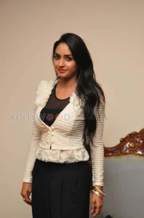 Sexy Pooja Sree At Khaan Saab Restaurant Launch Photos 36