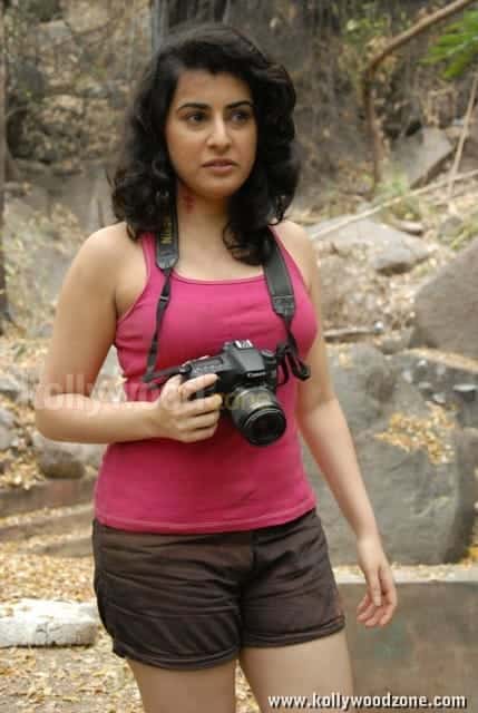 Telugu Actress Archana Photos 13