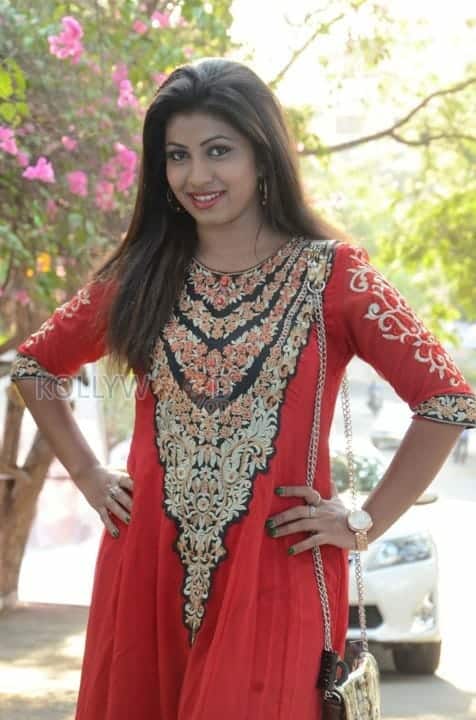 Telugu Actress Geethanjali New Pictures 07