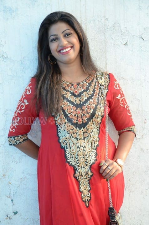 Telugu Actress Geethanjali New Pictures 15