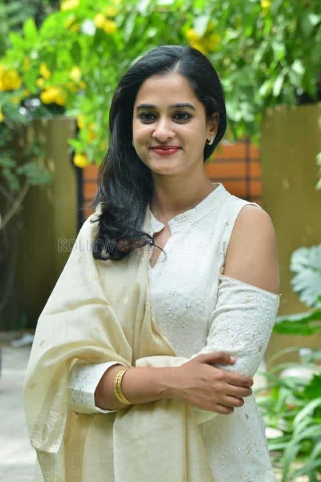 Telugu Actress Nanditha Raj Pictures 14