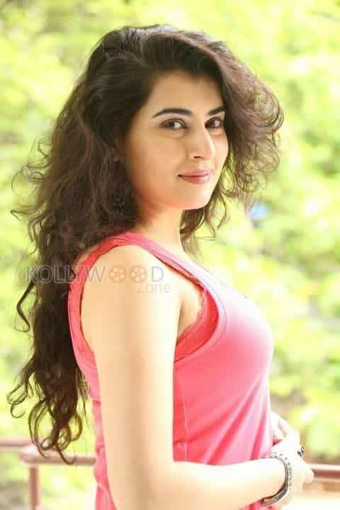 Telugu Cinema Actress Archana Photos 02