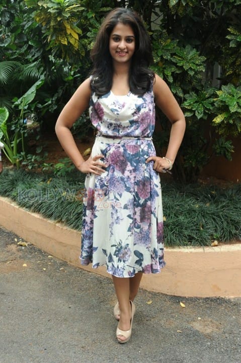 Telugu Heroine Nandhitha Photos 03