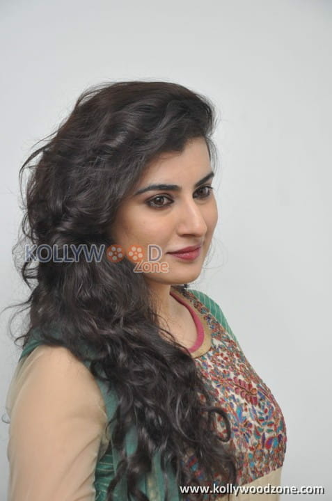 Tollywood Actress Archana Photos 04