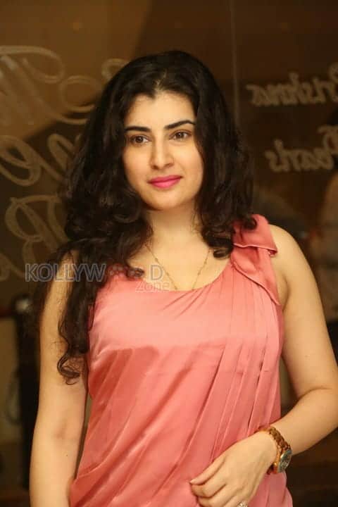 Tollywood Actress Archana Stills 01