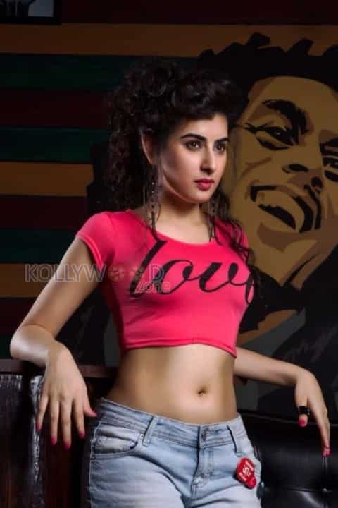 Tollywood Actress Archana Veda Sexy Photoshoot Photos 20