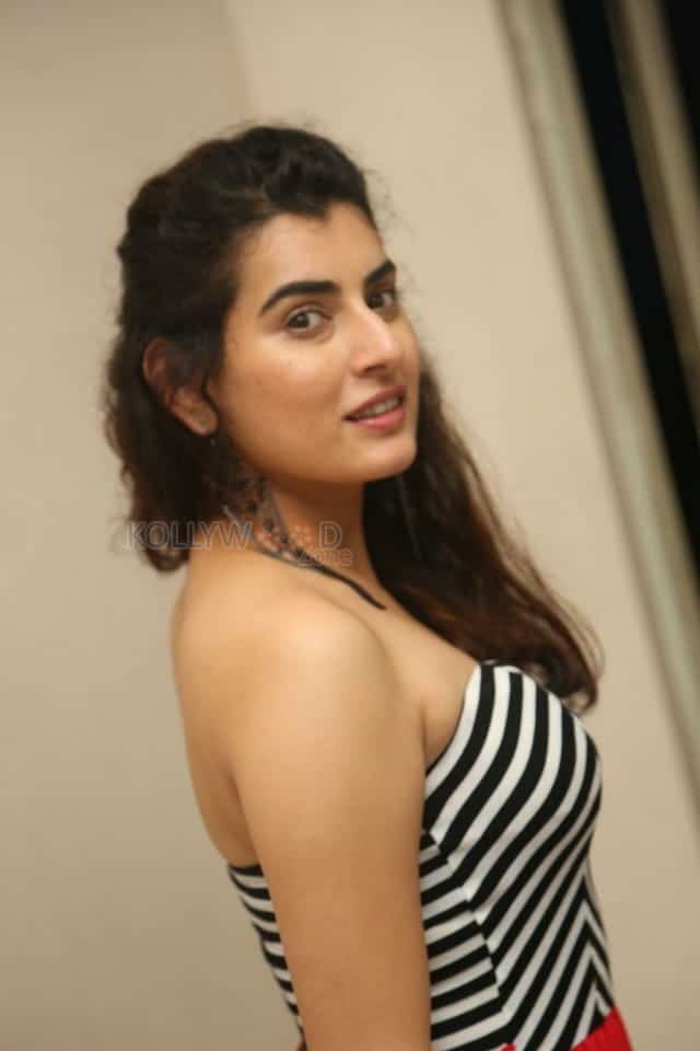 Tollywood Film Actress Archana Latest Pictures 02