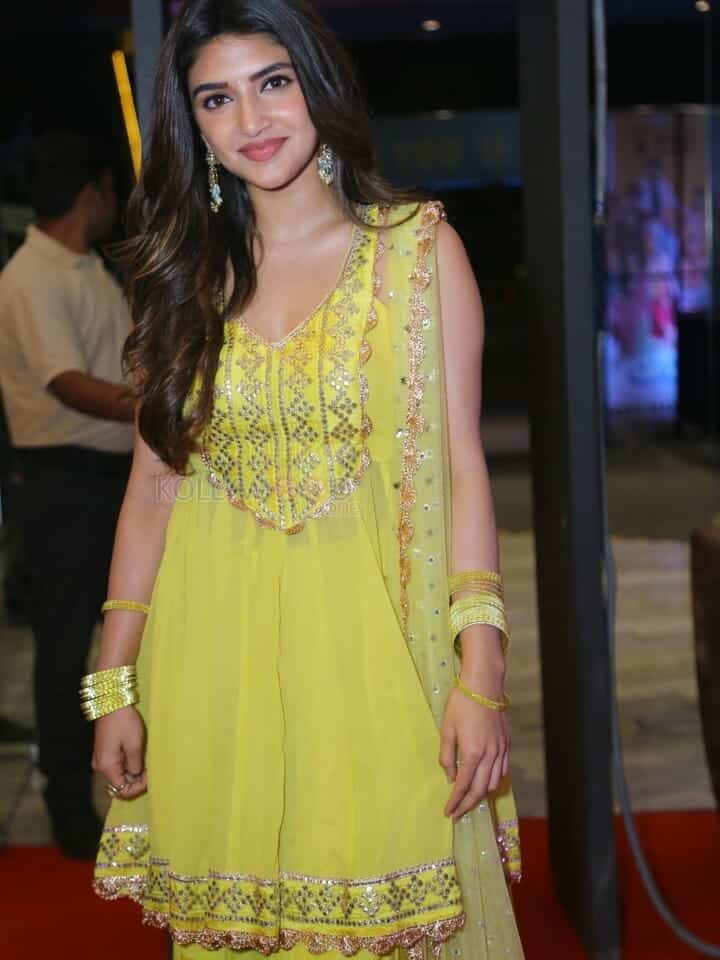 Heroine Sreeleela at Mad Pre Release Event Pictures 14