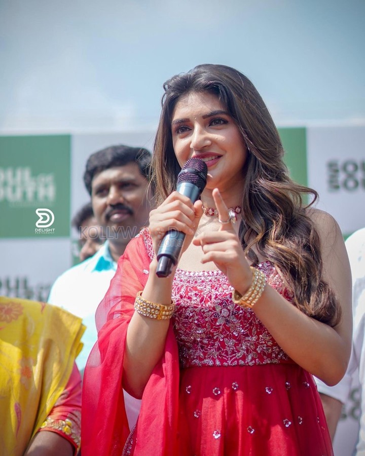 Heroine Sreeleela at the Grand Opening of Soul of South in Cinepolis Vijayawada Photos 07