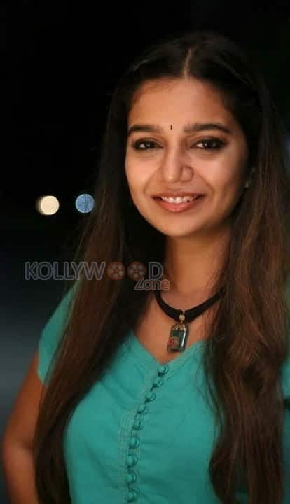 Actress Colors Swathi New Photos 37