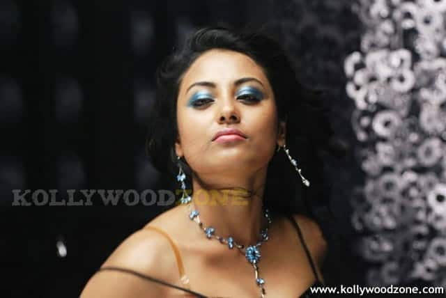 Actress Meenakshi Hot Stills 09