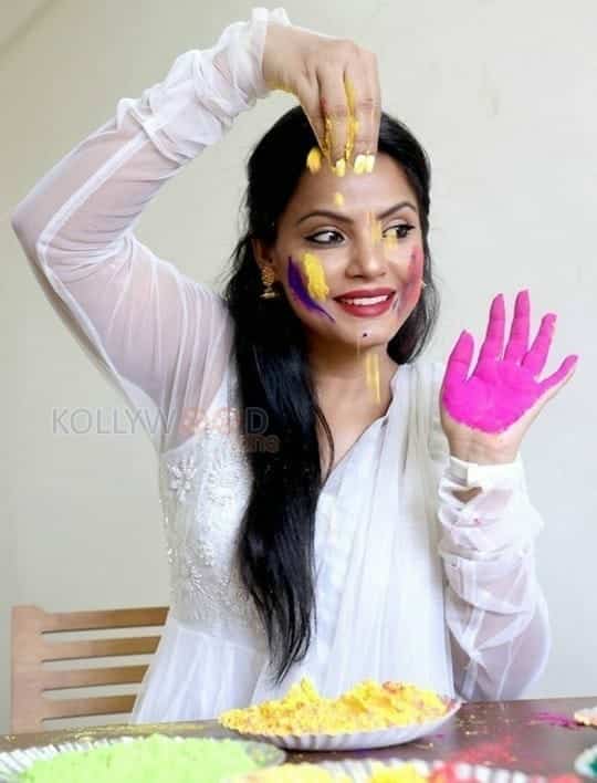 Actress Neetu Chandra Dry Holi Photo Shoot Photos 05