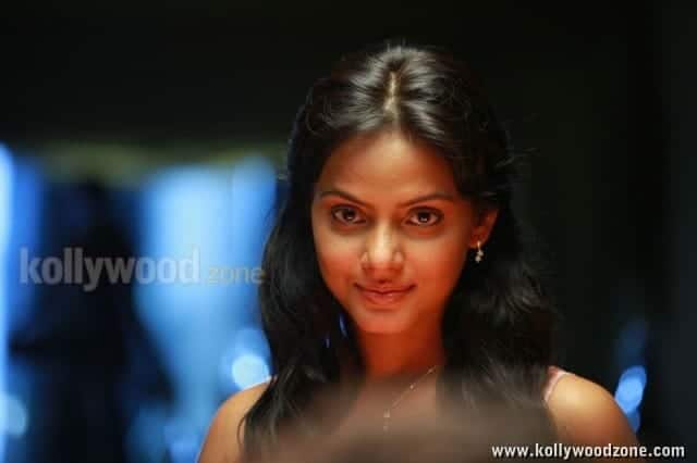 Actress Neetu Chandra In Aadhi Baghavan Movie Stills 07