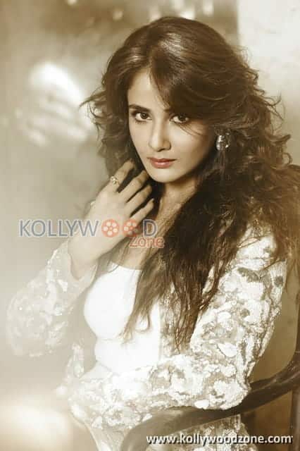 Actress Parul Yadav Photos 06