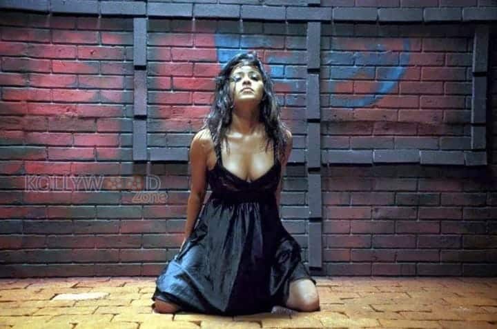 Actress Reema Sen Hot Pictures 03