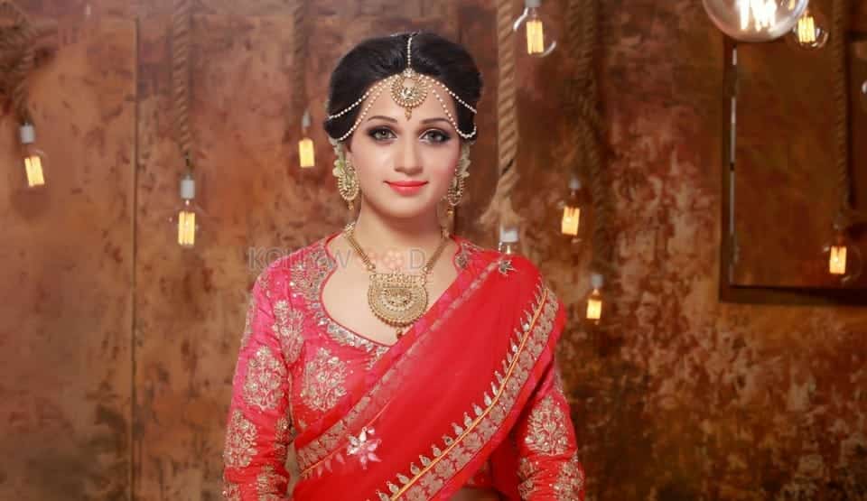 Actress Reshma Rathore Traditional Photo Shoot Pictures 04