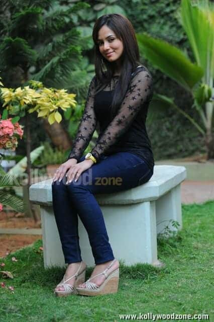 Actress Sana Khan New Photos 20