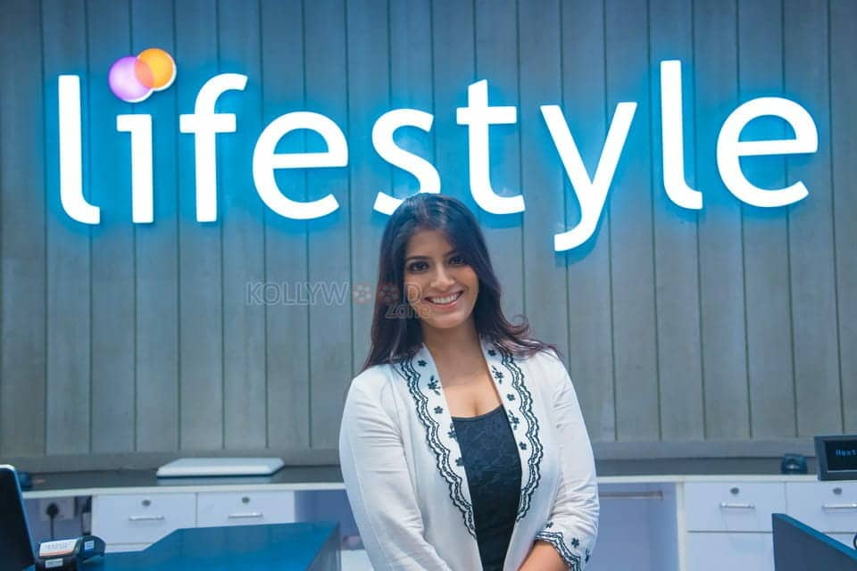 Actress Varalashmi At Life Style Store Launch In Phoenix Market Photos 15