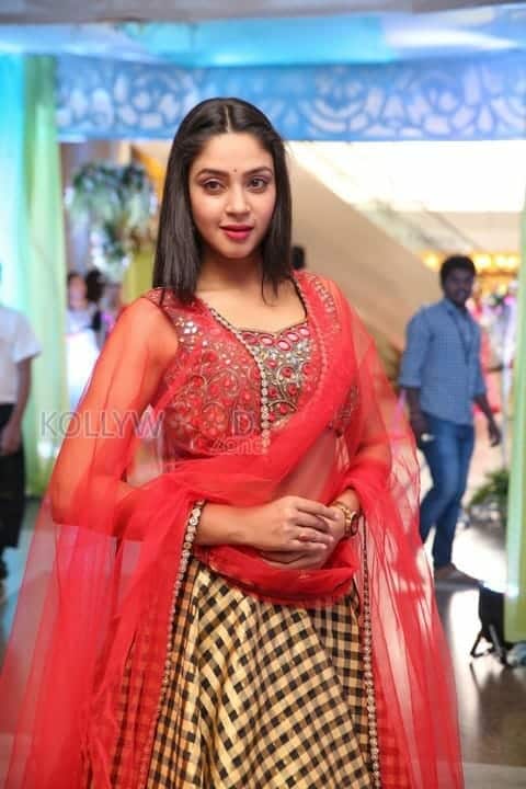 Angana Roy Launches Hi Life Exhibition Photos 03