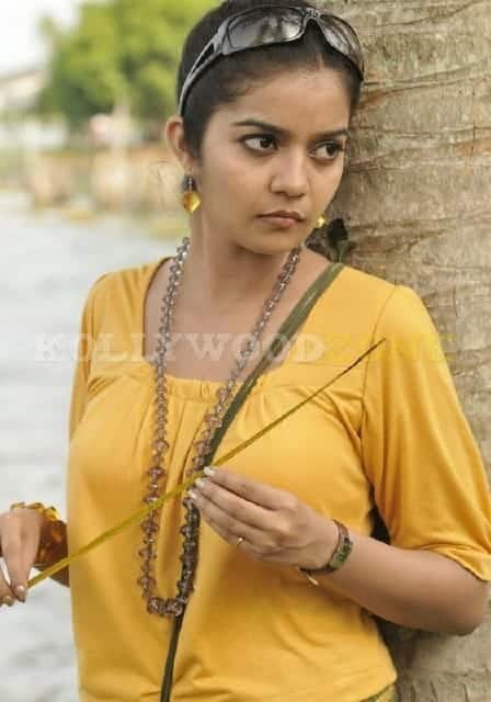 Colors Swathi Actress New Pictures 19