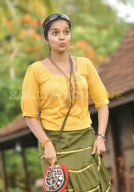 Colors Swathi Actress New Pictures 24