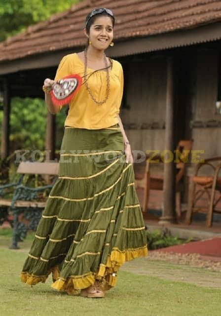 Colors Swathi Actress New Pictures 28 (199543) | Kollywood Zone