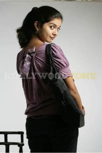 Colours Swathi Stills14