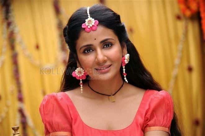 Kannada Actress Parul Yadav Photos 13