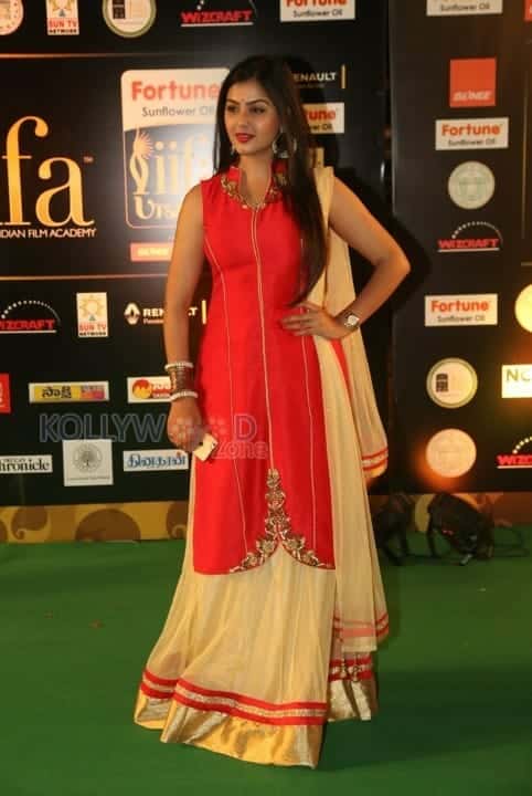 Monal Gajjar At Iifa Awards Photos 03