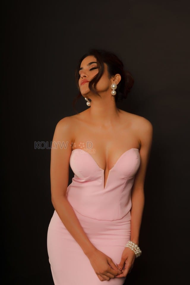 Sexy Aditi Pohankar in a Pastel Pink Dress with Cleavage Cut Photos 01