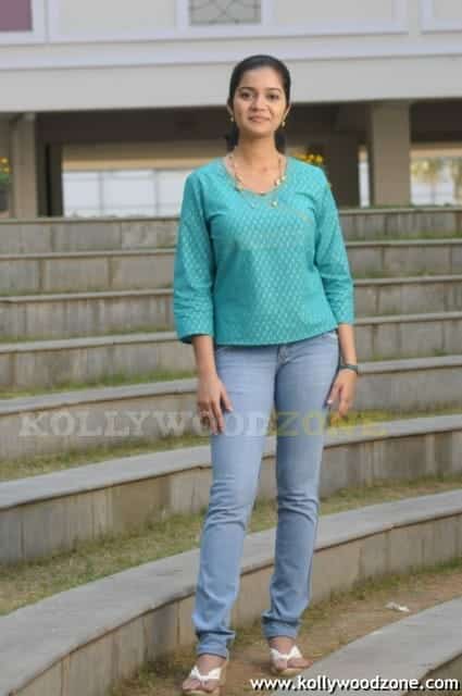 Sexy Swathi Stills 07